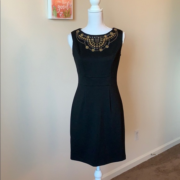 Dress - Picture 1 of 5